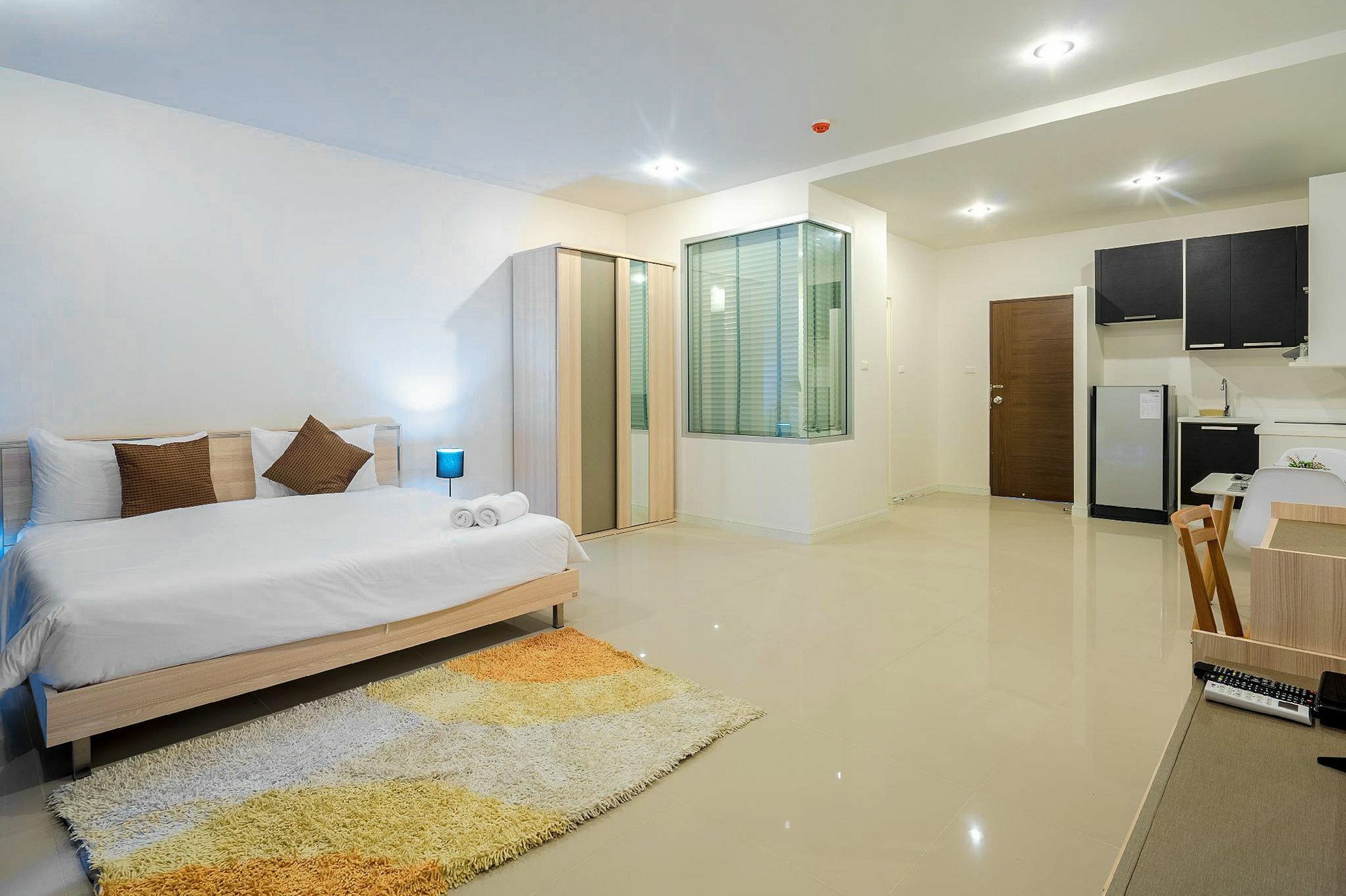 Chic Residences At Karon Beach Экстерьер фото